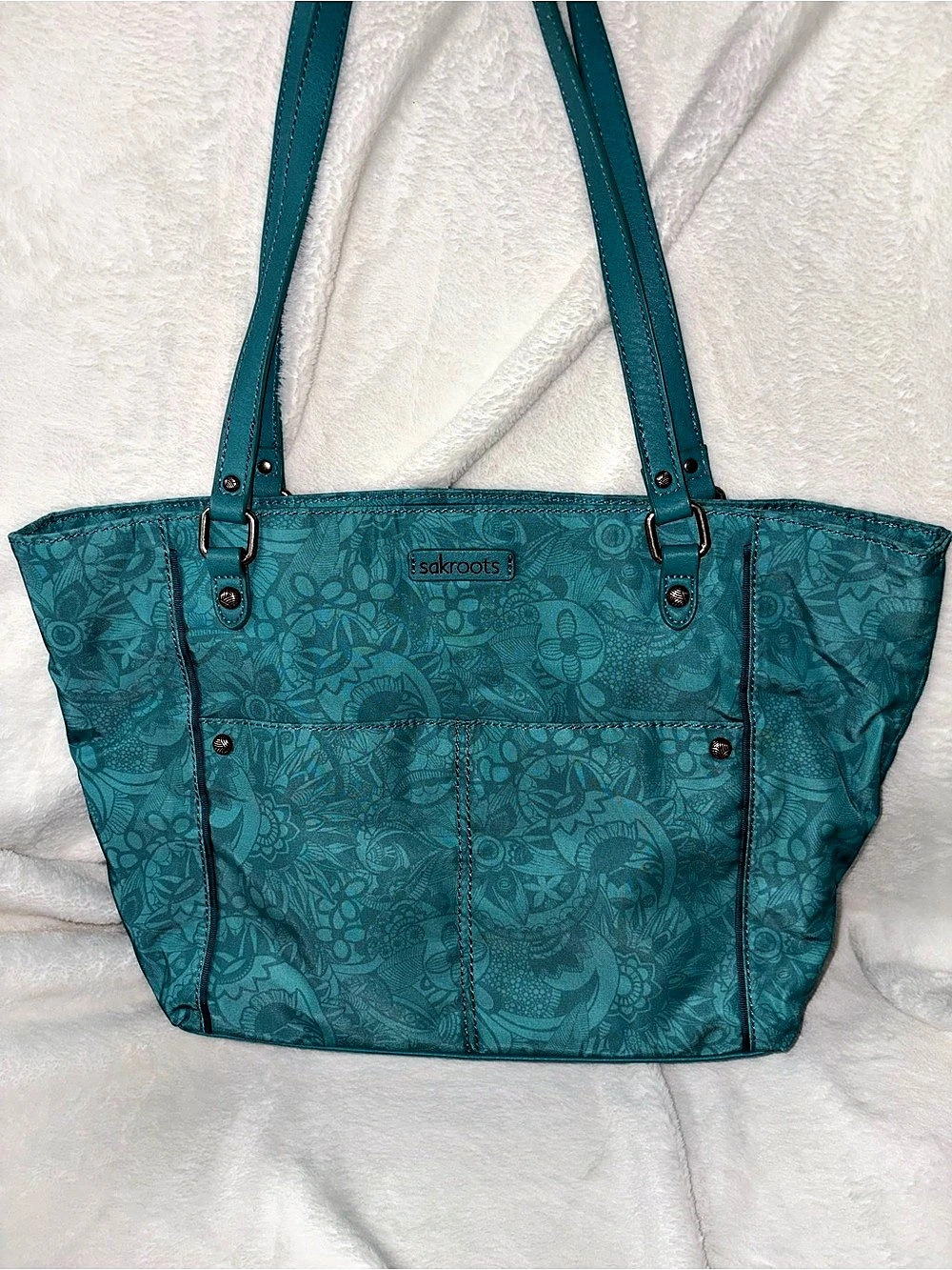 sakroots nylon tote in teal